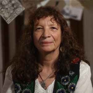 CAROLINA KERLOW, cortesía directora.